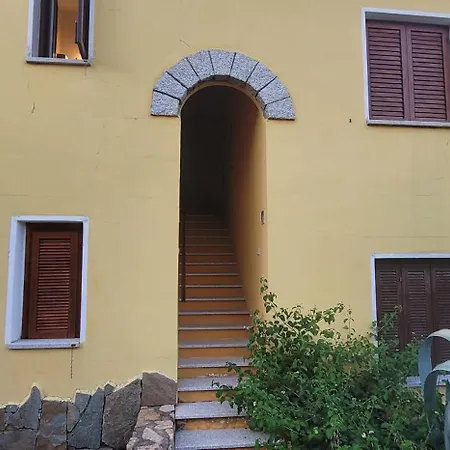 Semesterbostad Casa Neda Giada Del Sol Porto Ottiolu